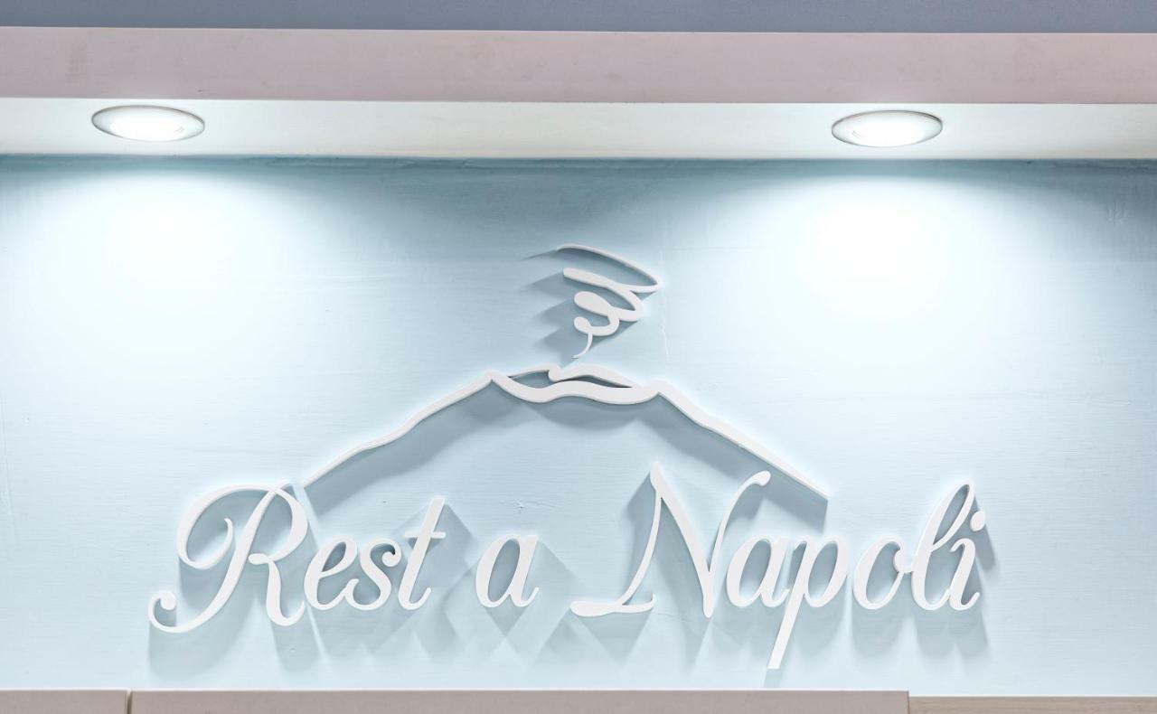 B&B Rest A Napoli Extérieur photo