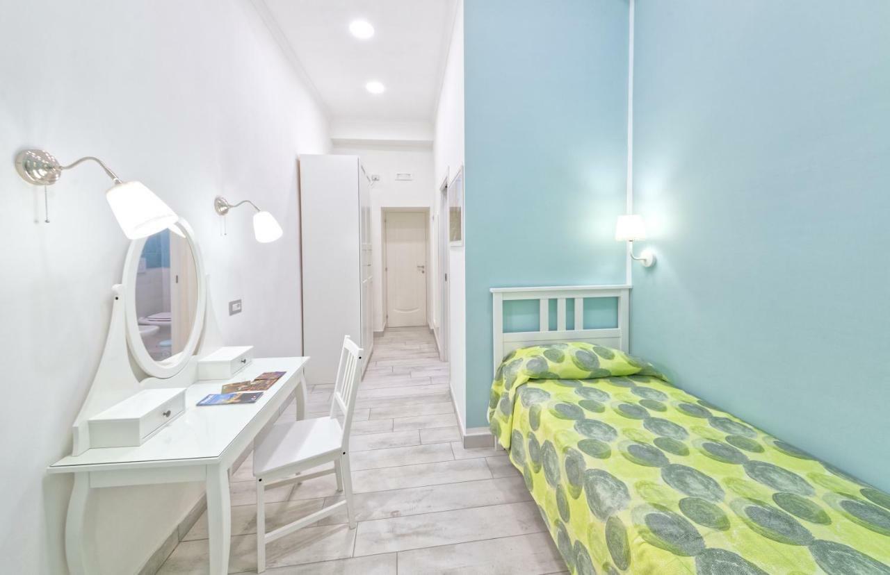 B&B Rest A Napoli Extérieur photo