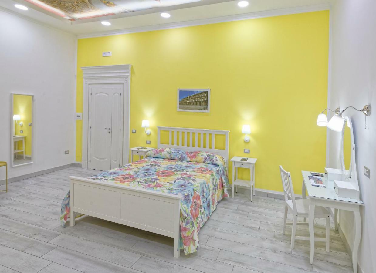 B&B Rest A Napoli Extérieur photo